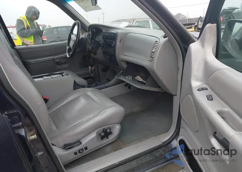 2000 Ford Explorer Xlt from USA, damaged, VIN 1FMZU73E8YZB69990